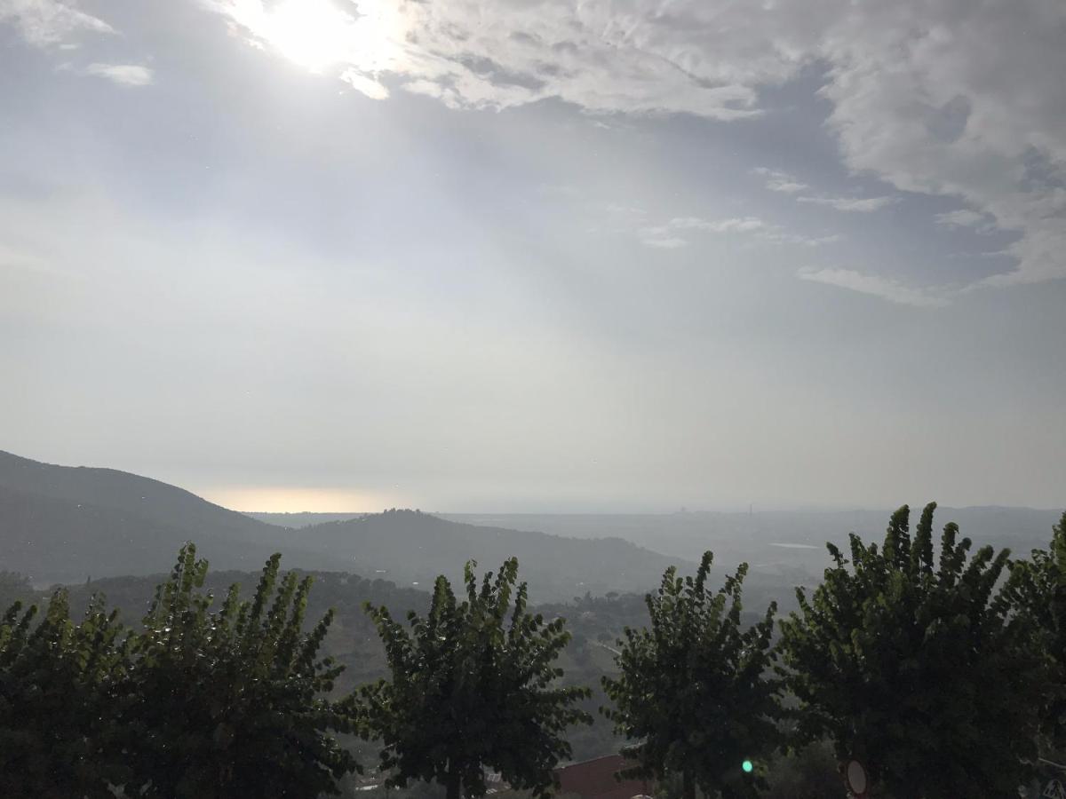 Appartamento Panorama สการ์ลีโน ภายนอก รูปภาพ